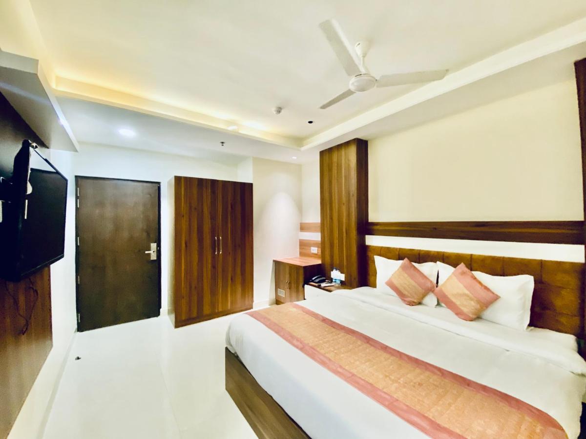 Stay Near Golden Temple By An Hotels アムリトサル エクステリア 写真